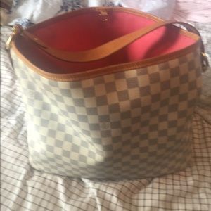 Louis Vuitton delightful